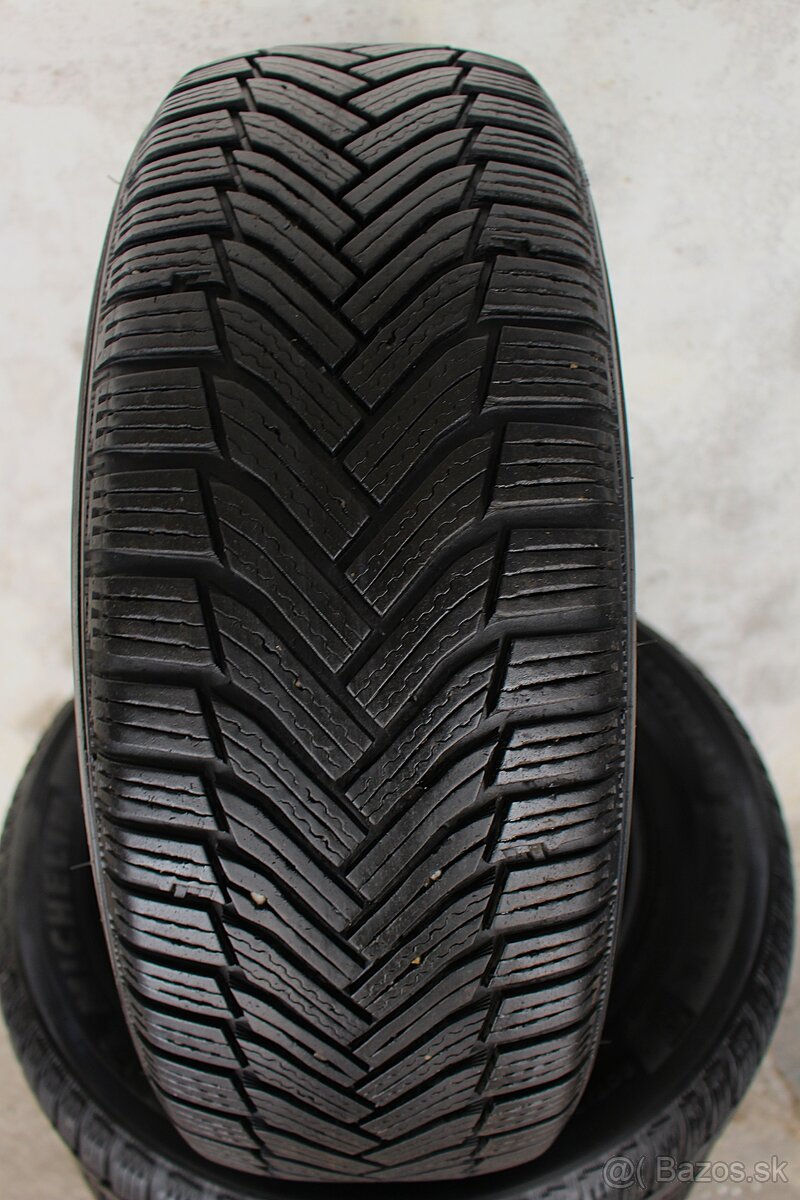 MICHELIN..6-7MM..ZIMNA..SADA..215/65 r16../SUV/..6-7mm