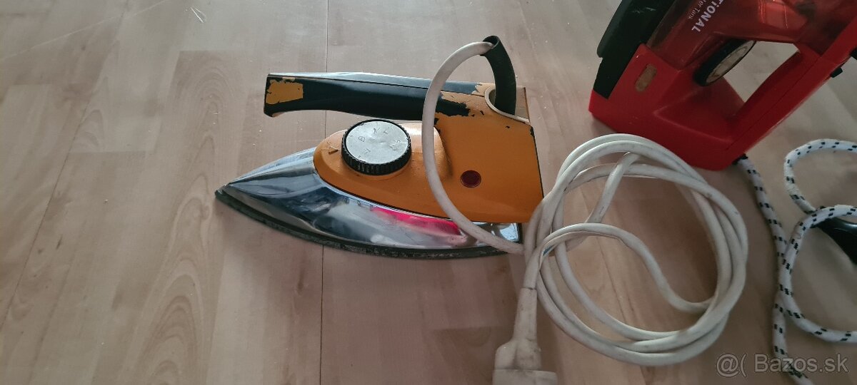 Predám tarú žehličku