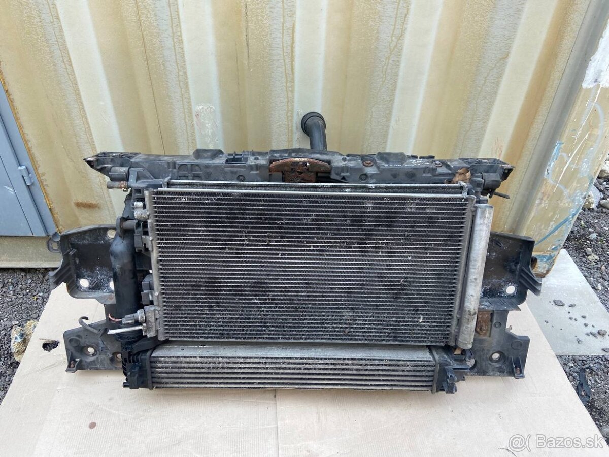 Renault Megane 3 Combi 1.5 Chladičová stena