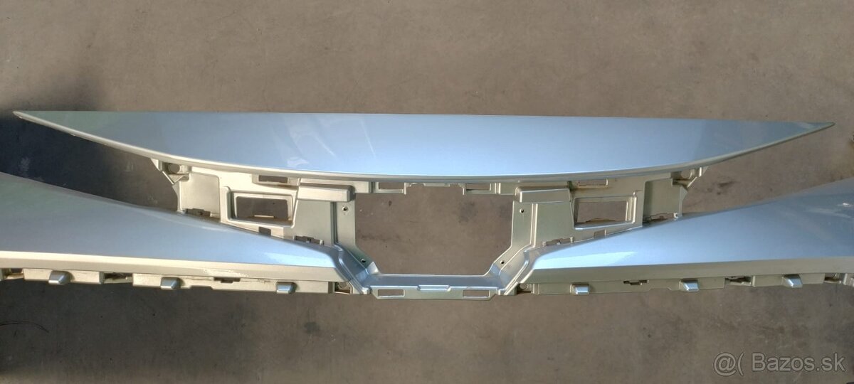 TOYOTA COROLLA r.v. 2019, PREDNÝ NÁRAZNIK.