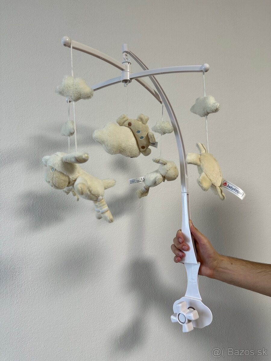 Kolotoč na postieľku Baby Fehn