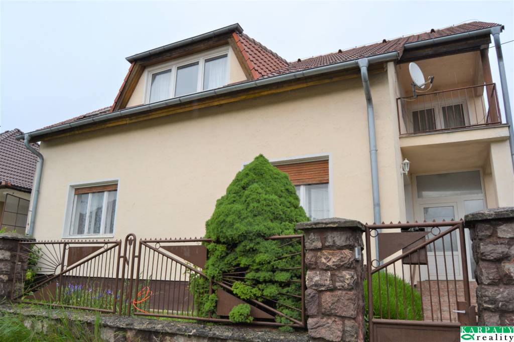 Veľký 2 generačný dom na bývanie aj podnikanie, bezkonkurenč