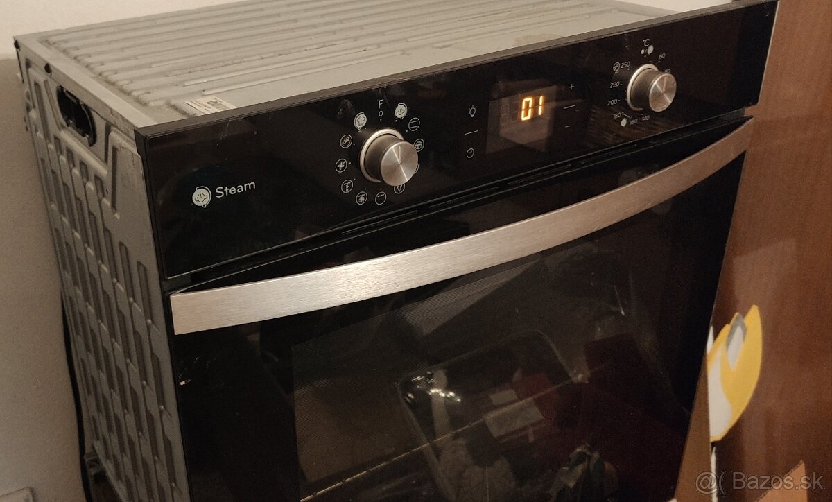 Elektricka vstavaná rúra Indesit