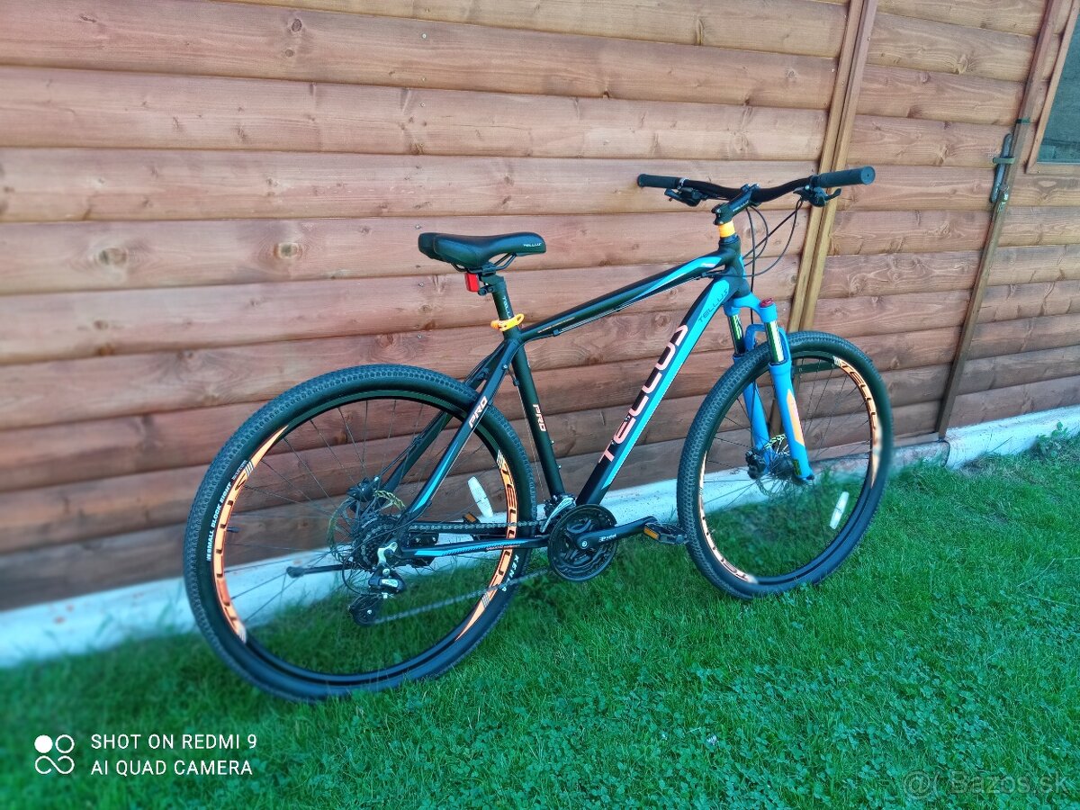 Predám skoro nový horský bicykel 29"
