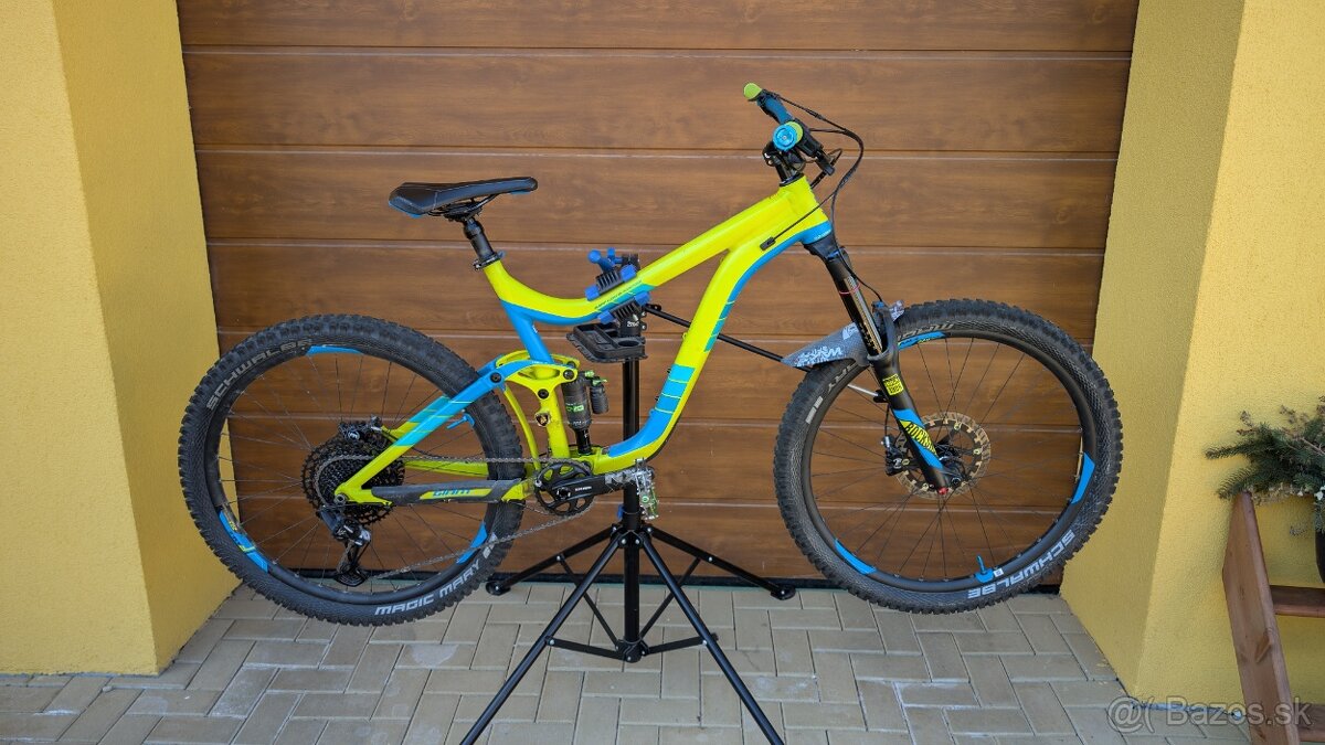 Giant Reign 2