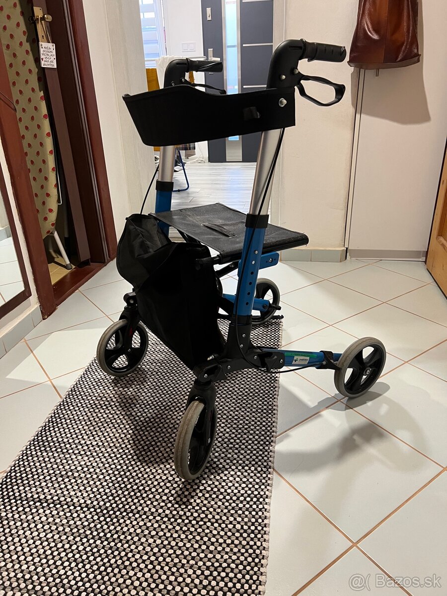 Chodítko pre Seniorov