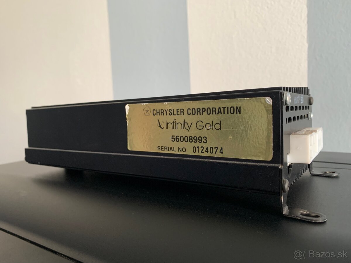 Predám originálny zosilňovač Chrysler Infinity Gold