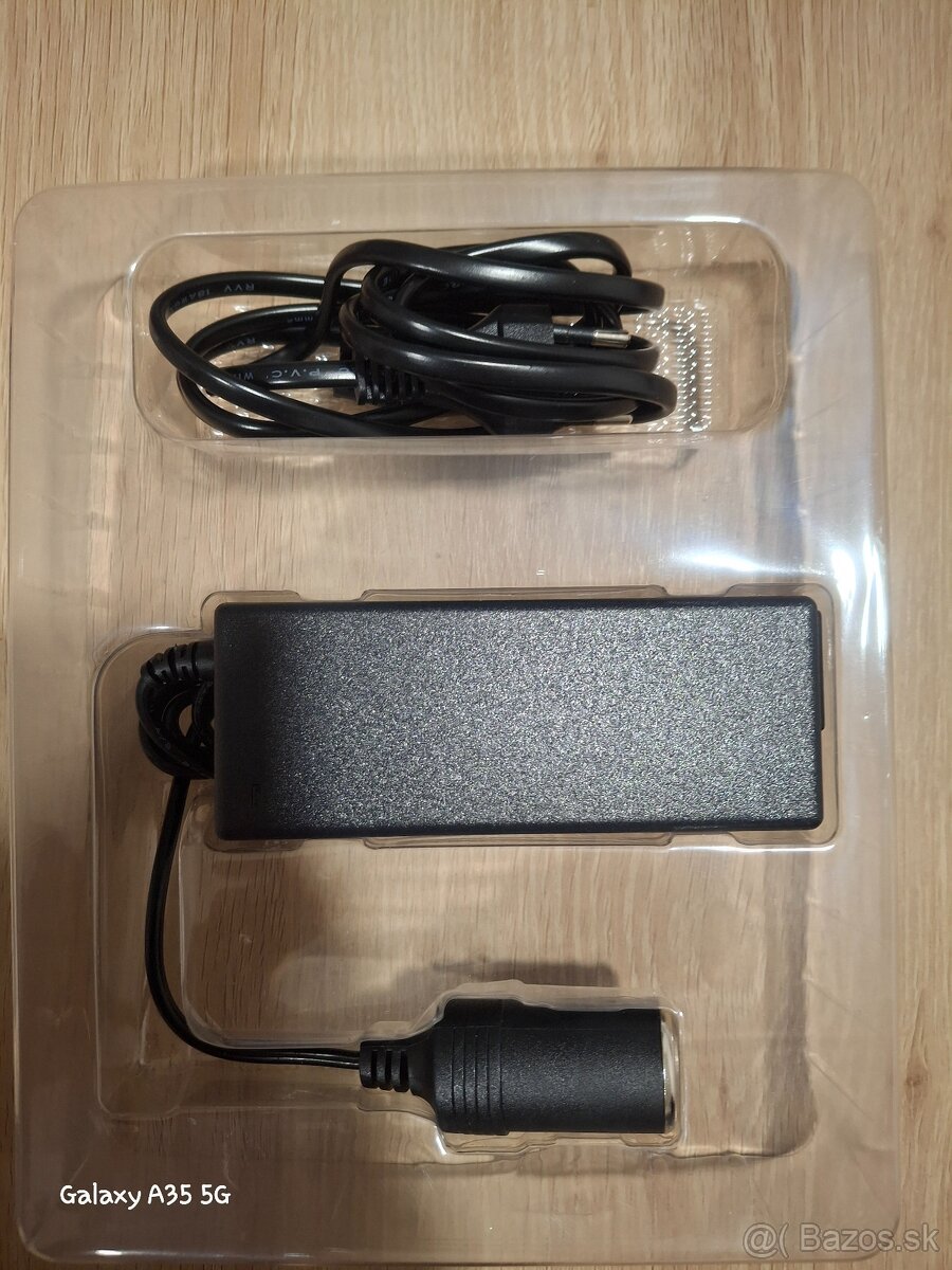VOLT -Vykonný sieťový adaptér 230V na 12V autozásuvku  80W