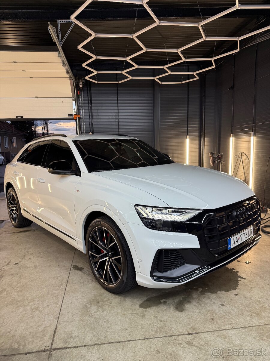Predám Audi Q8