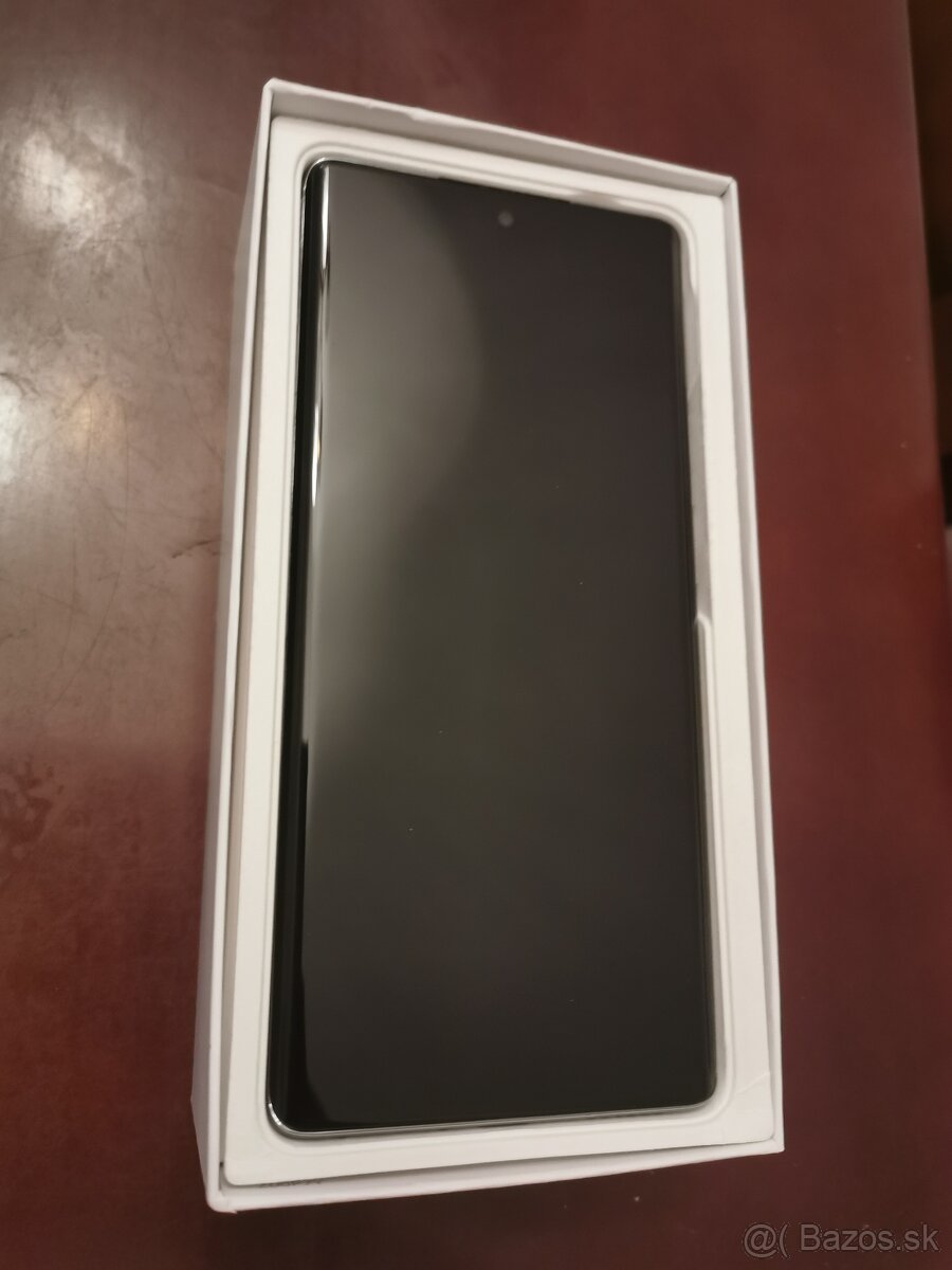 Huawei nova 10 silver
