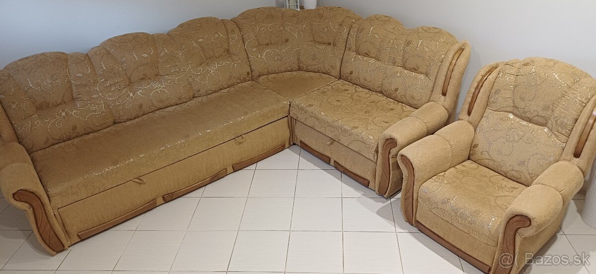 Sedacia rozkladacia súprava v tvaru L