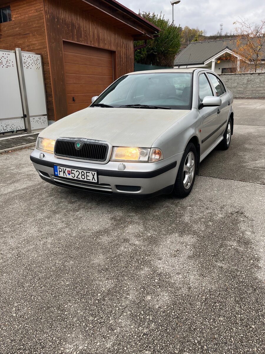 Skoda octavia 1  1.9tdi 66kw 1997 SLX