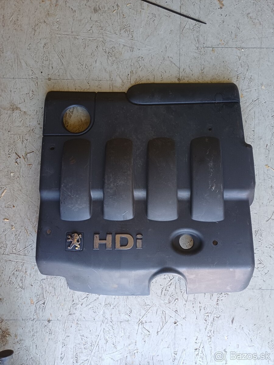 Kryt motora Peugeot 406 2.0hdi