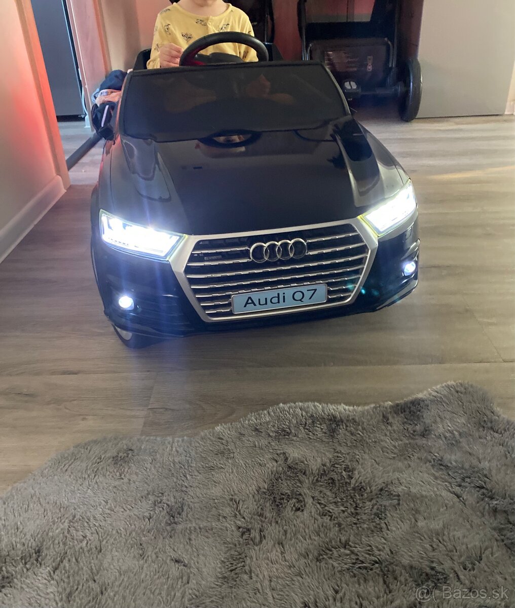 Detské elektrické auto Audi Q7