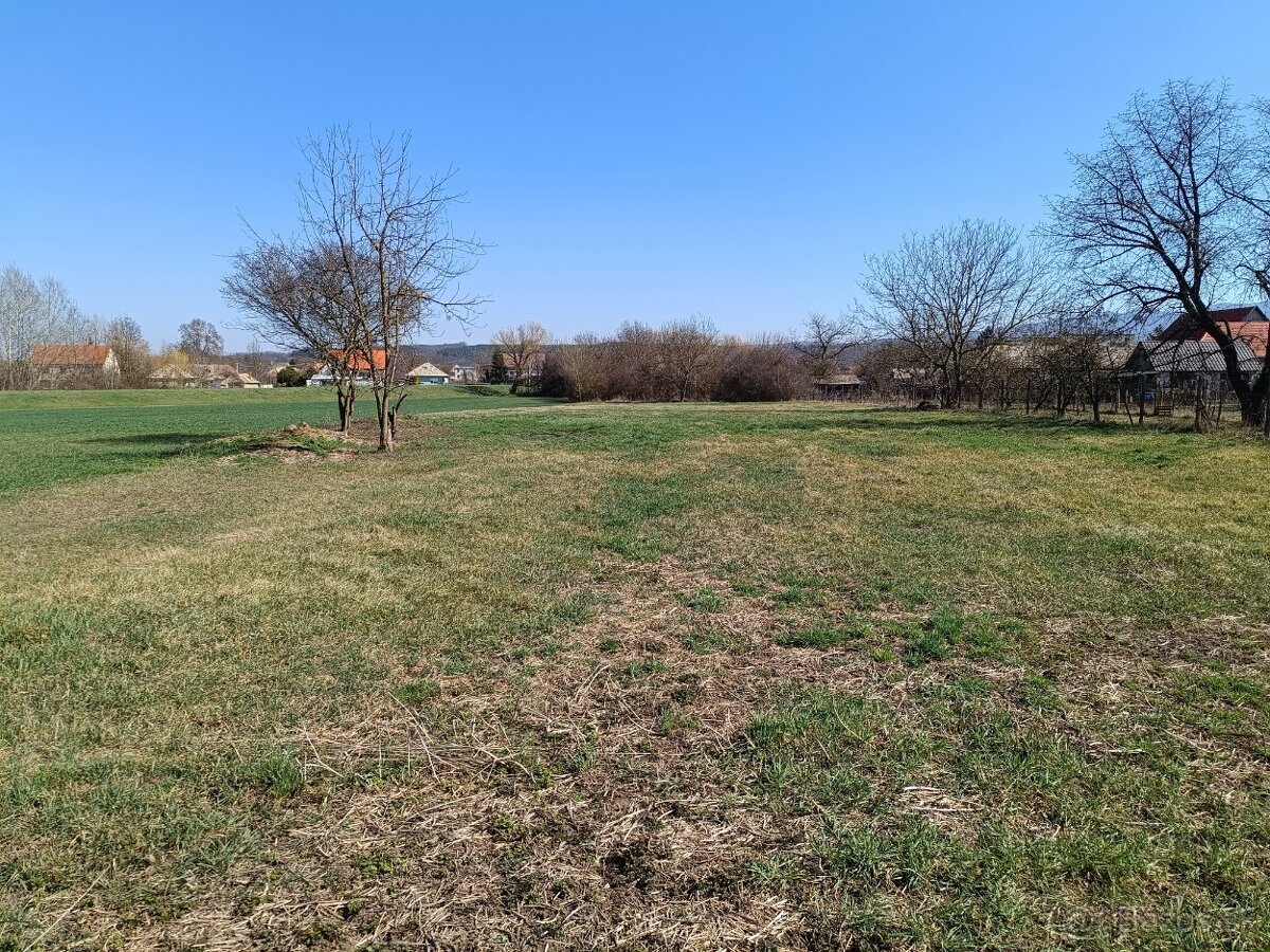 Stavebné pozemky 880 m2 na predaj