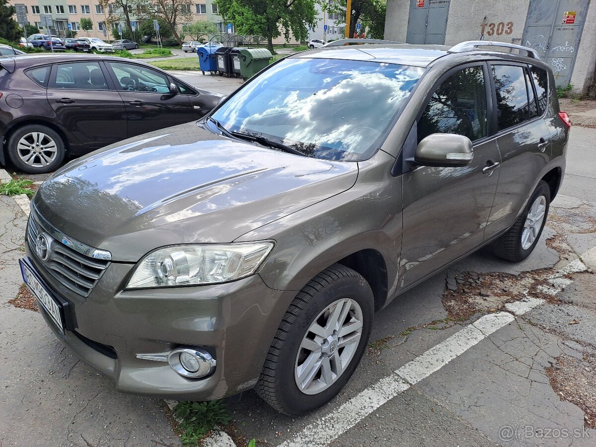 Toyota RAV4 2.0l Valvematic Lux 4x4