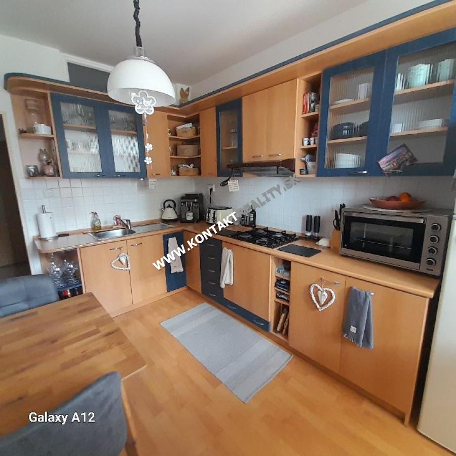Tehlový 1 izb. byt 40 m2 + lodžia, Adlerova, Furča, Dargovs