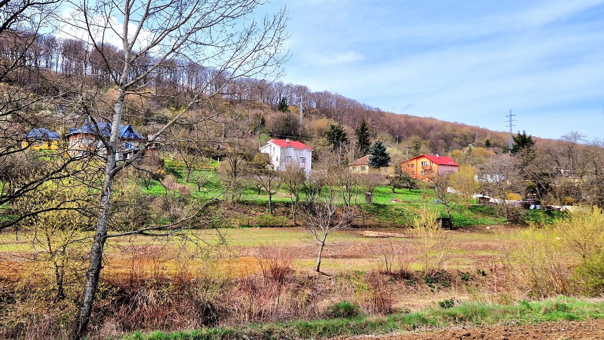 Lukratívny stavebný pozemok s inžin. sieťami v meste PREŠOV