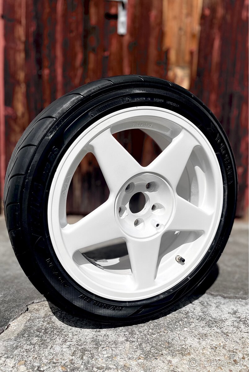 Azev A 5x100 R16 + Yokohama ADVAN ad08rs