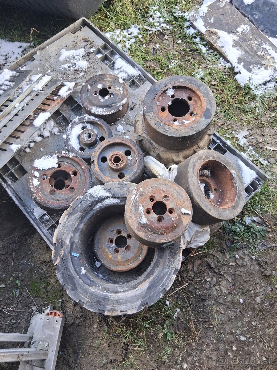 2ks pneu 200/50-10/6.50