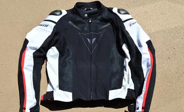 Predám skoro nenosené pánske oblečenie na moto