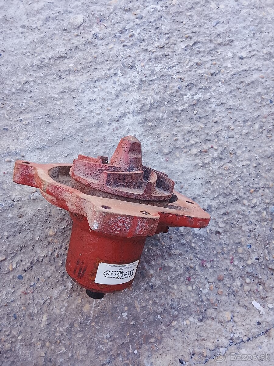 Náhradné diely na traktor