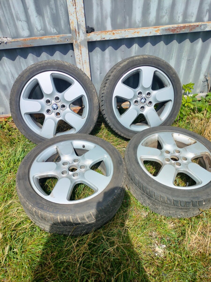 4ks alu disky orig. Škoda 5x112 R17 pneu 5mm