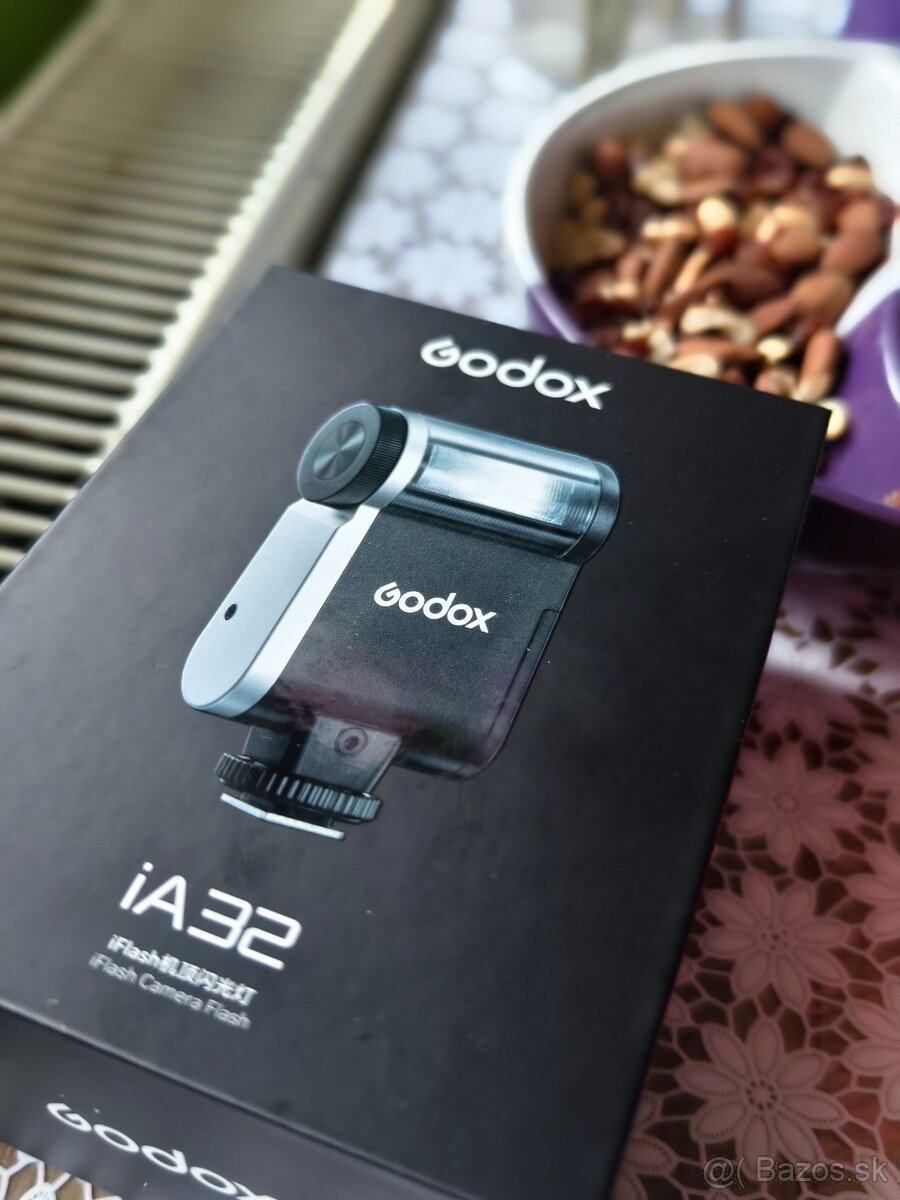 GODOX iFlash iA32. Blesk  úplne novy......
