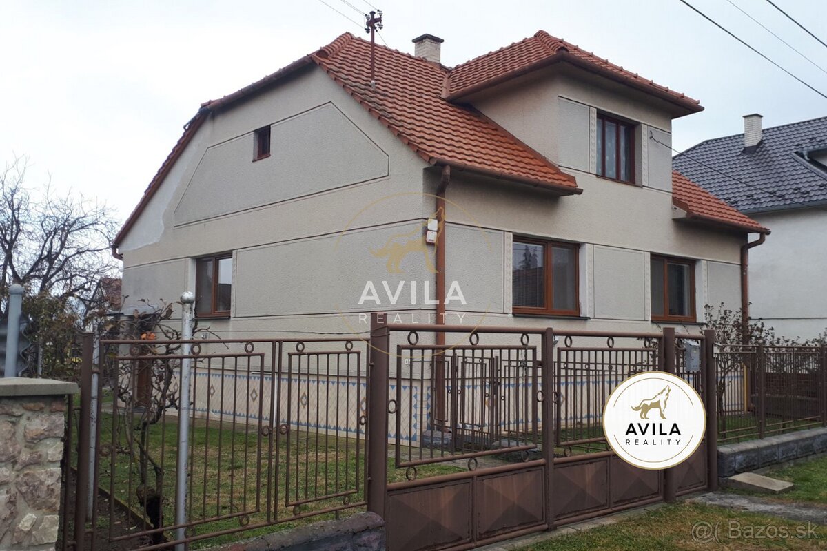 NA PREDAJ: 3-izb.rodinný dom s pozemkom 825m2 - Borský Mikul