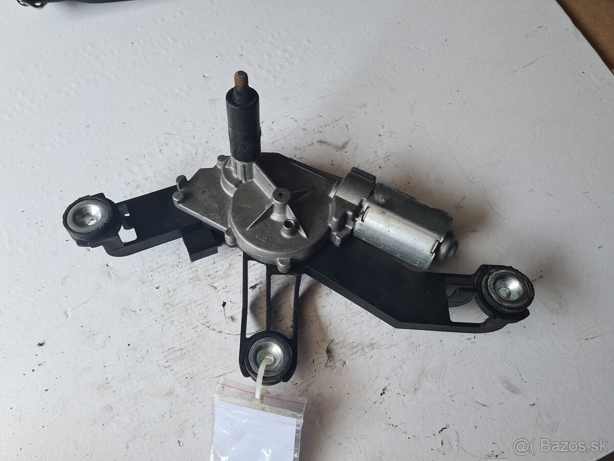 Motorček stierača zadný peugeot 206 9628679980