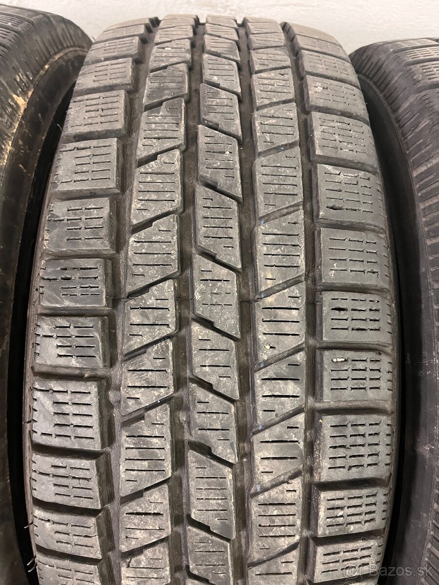 215/65R16 Pirelli zimne