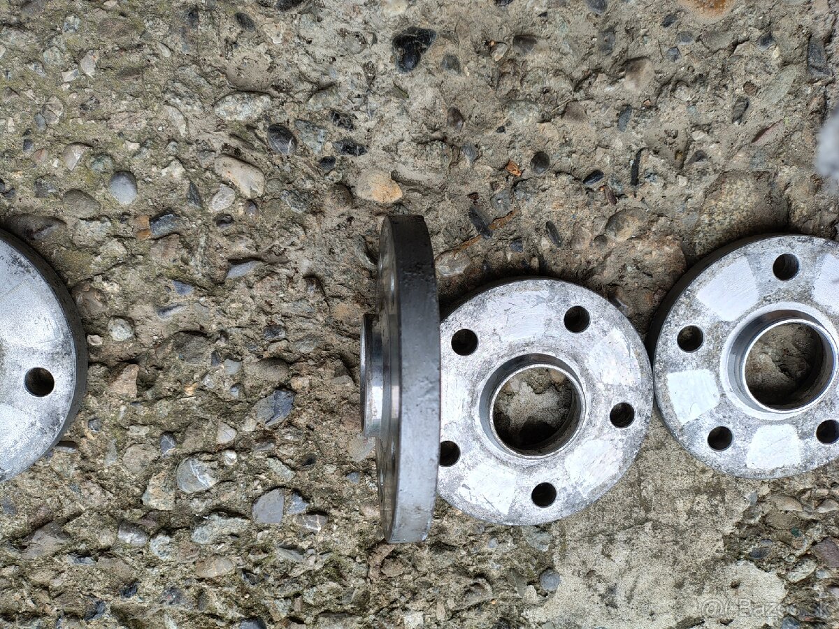 Rozširovacie podložky