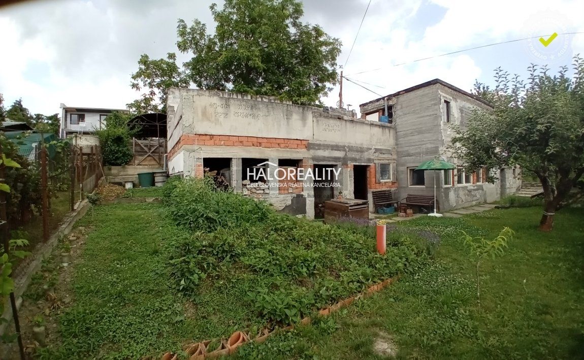 HALO reality - Predaj, pozemok pre rodinný dom 354 m2 Veľk