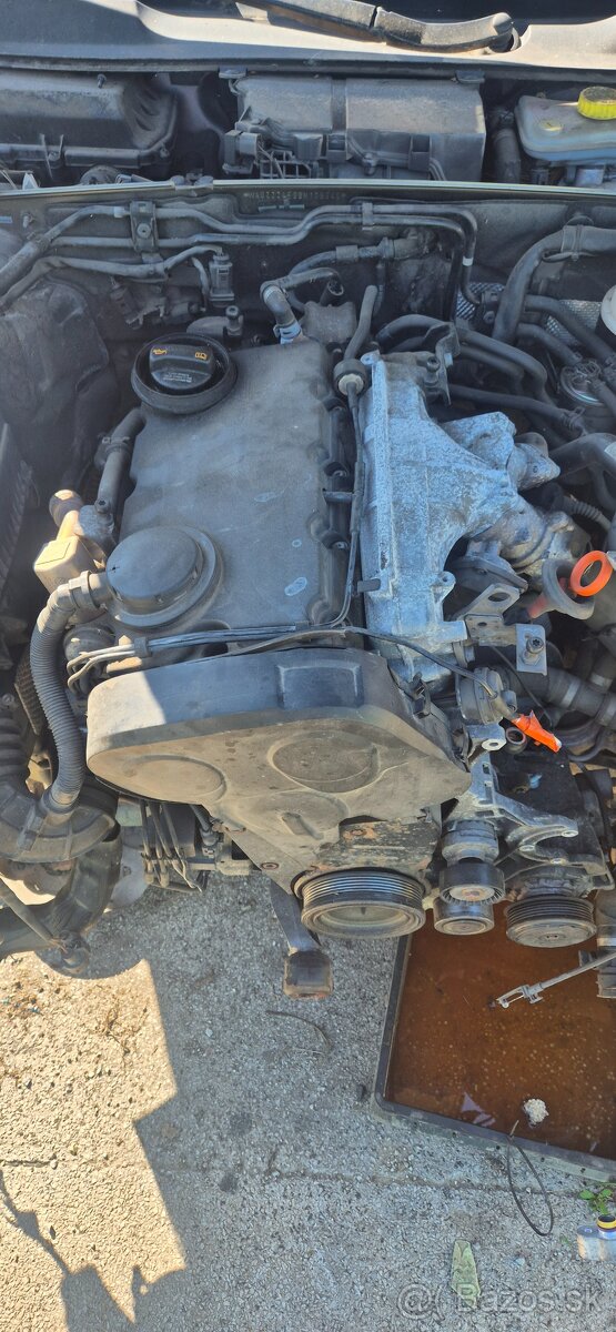 Predám motor audi a6c6 2.0tdi 100kw