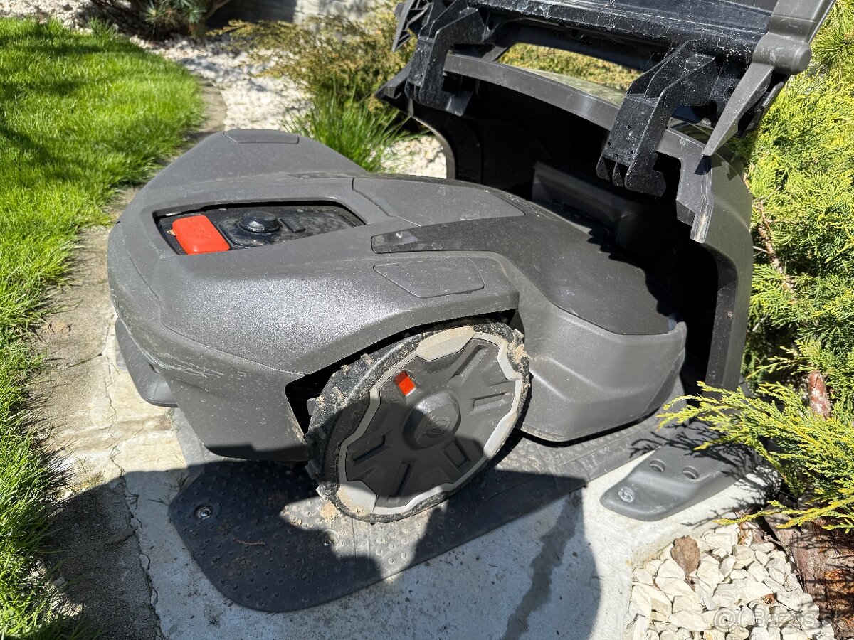 Automatická kosačka