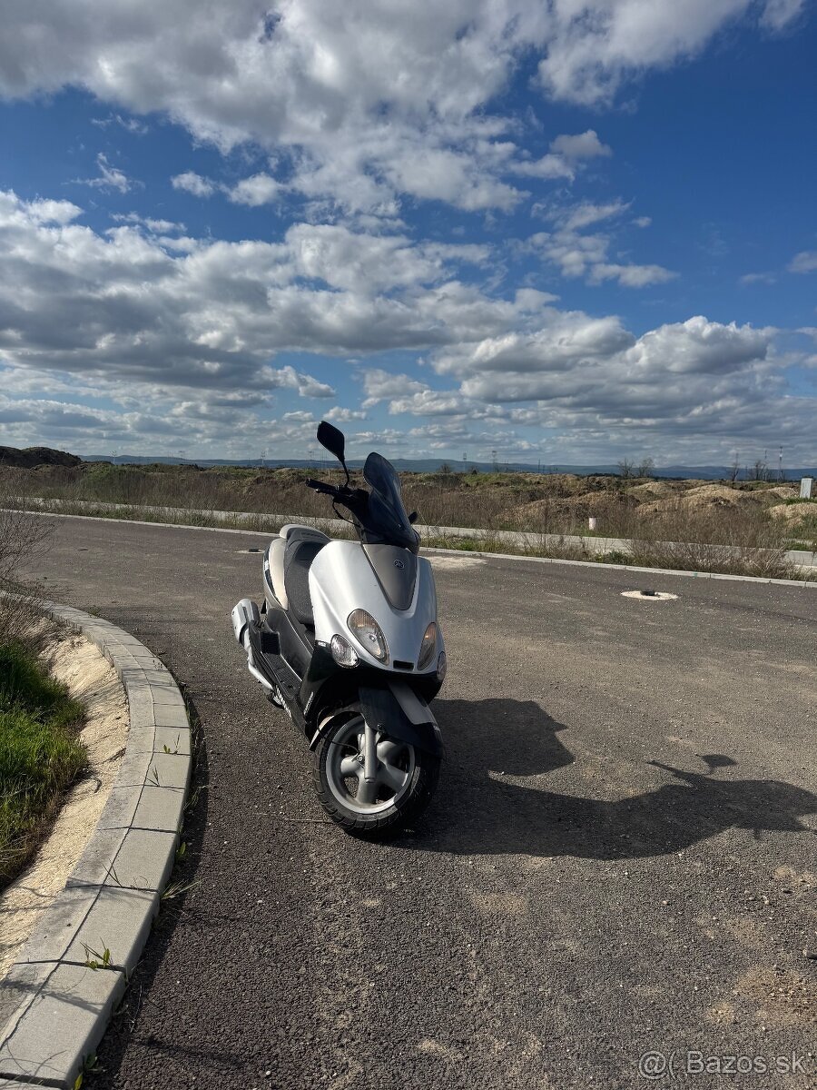 Skúter Yamaha Majesty 125