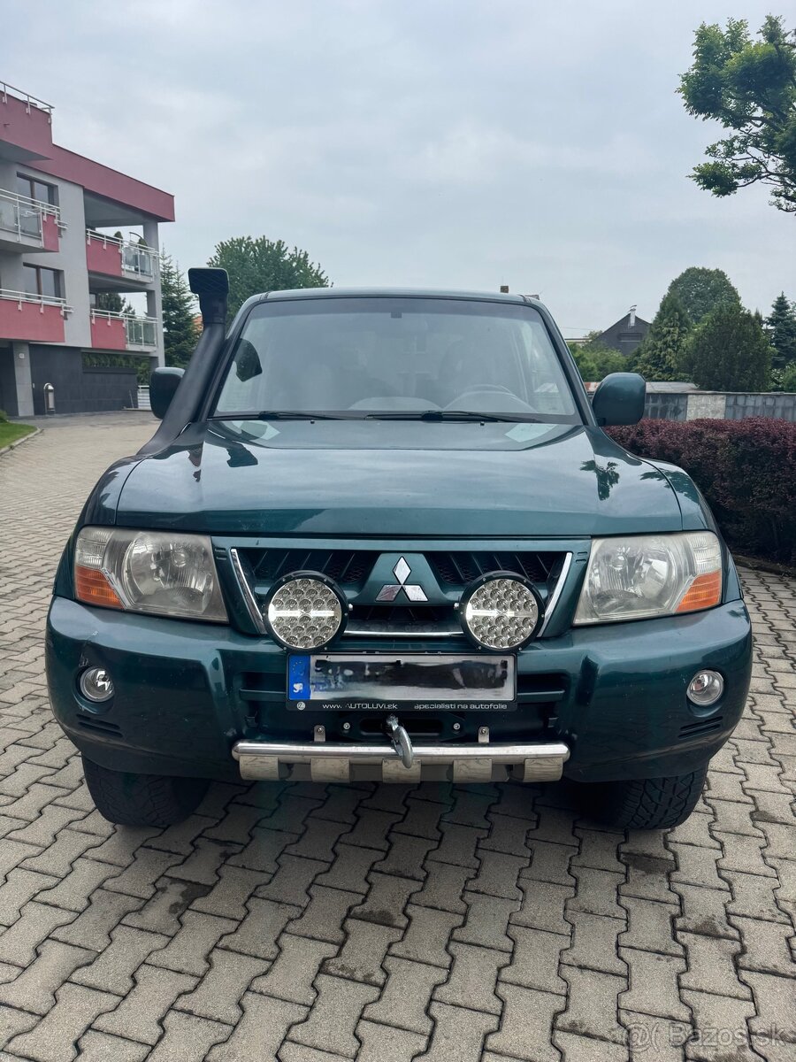 Mitsubishi Panero Montero 3.2D