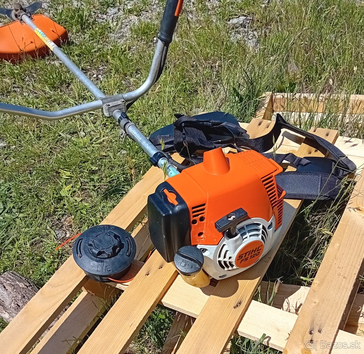 Krovinorez Stihl fs 120