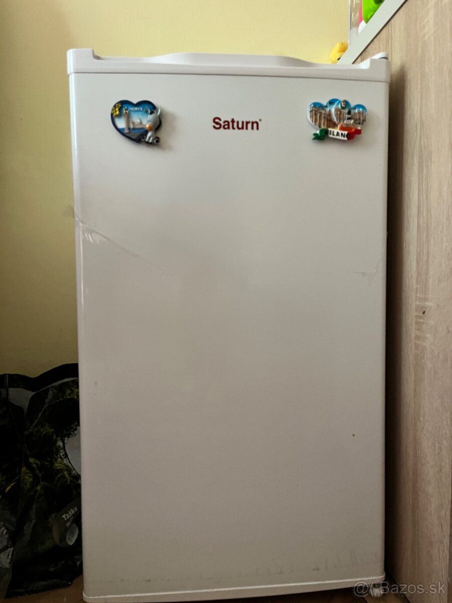 🧊 Predám chladničku Saturn ST-CF2722 – ako nová 🧊
