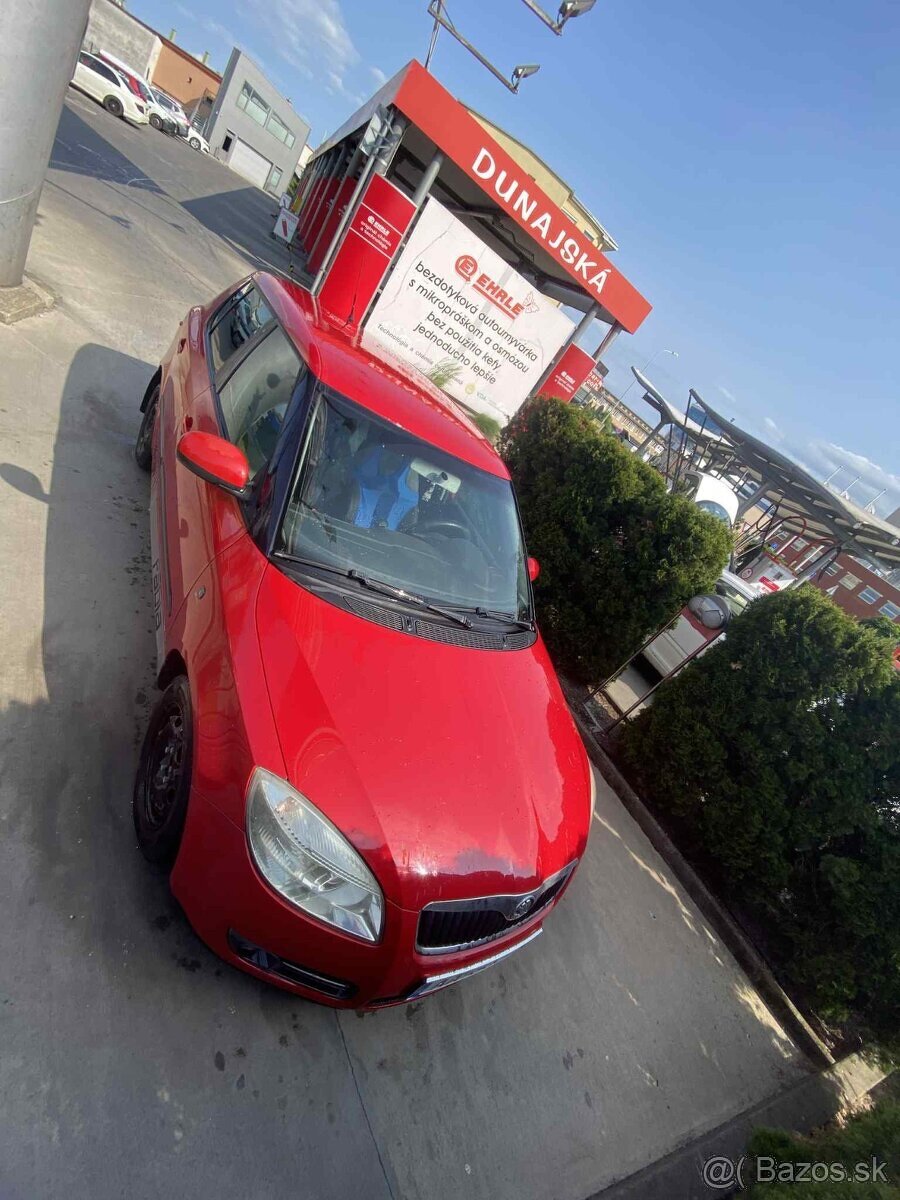 Predám Škodu Fabia 1.2 HTP (44 kW), benzín, rok výroby 2007