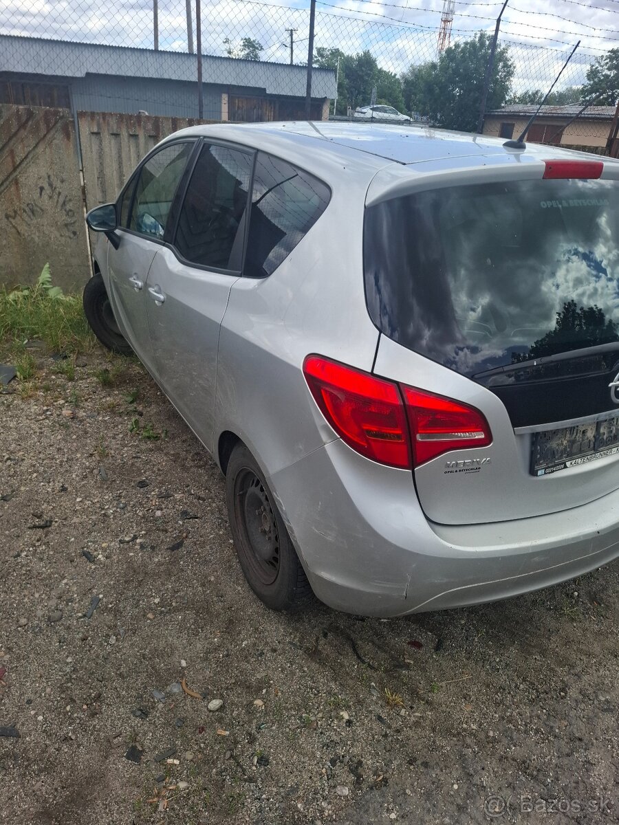Predám opel meriva 2011