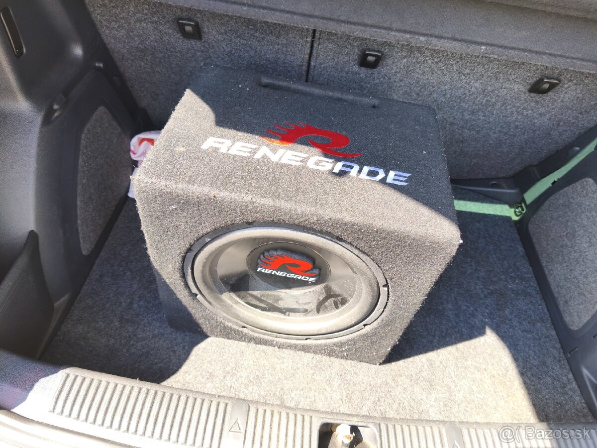 Subwoofer do auta