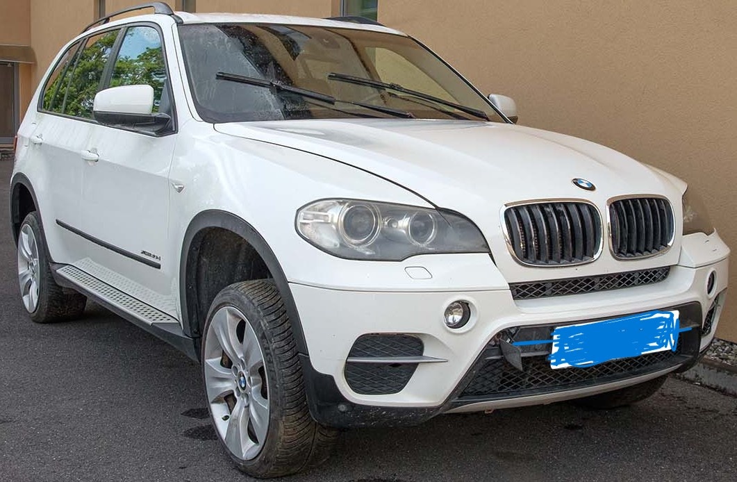 Rozprodám na díle BMW X5 xDrive 30d 2011