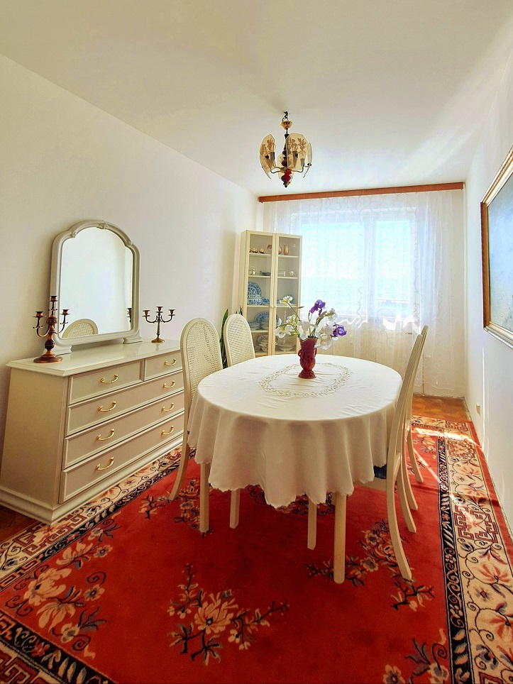 Znížená cena 4-izb.byt BA, Bzovícka ul., 89 m2 + loggia
