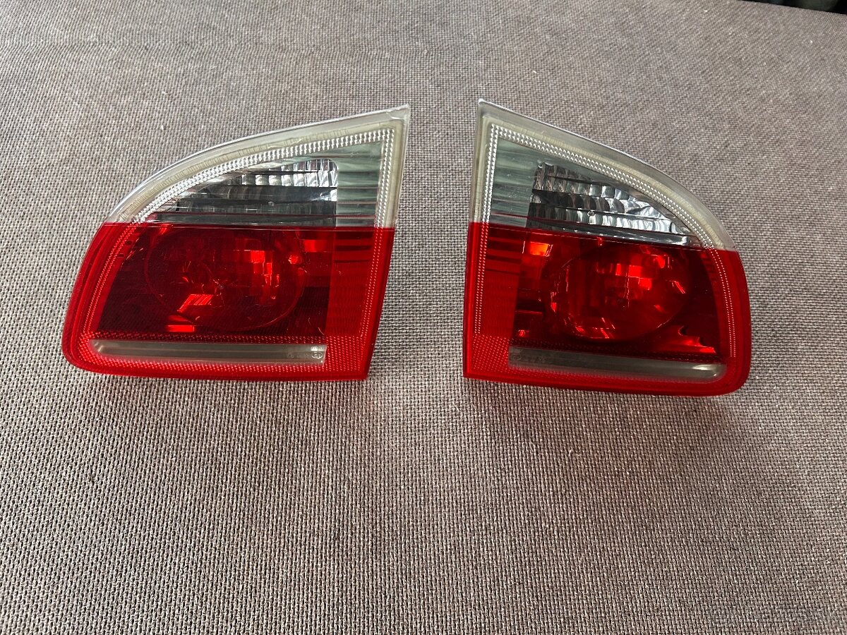 BMW e61 zadné svetlomety