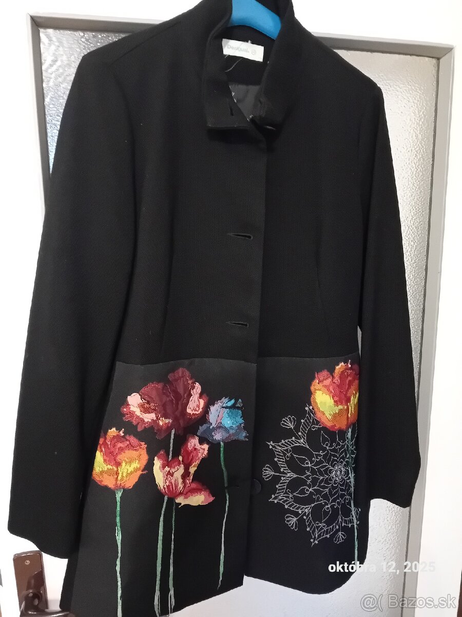 Kabatik Desigual