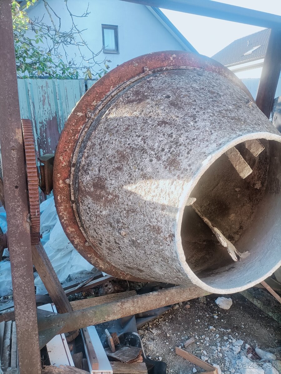 Miešačka na betón