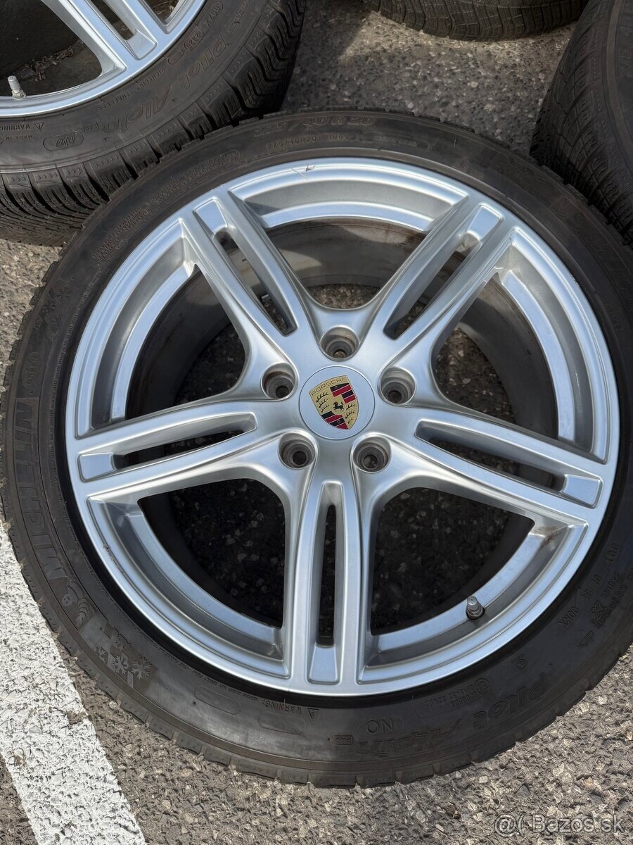 Original Porsche Panamera 4, zimna sada 20”