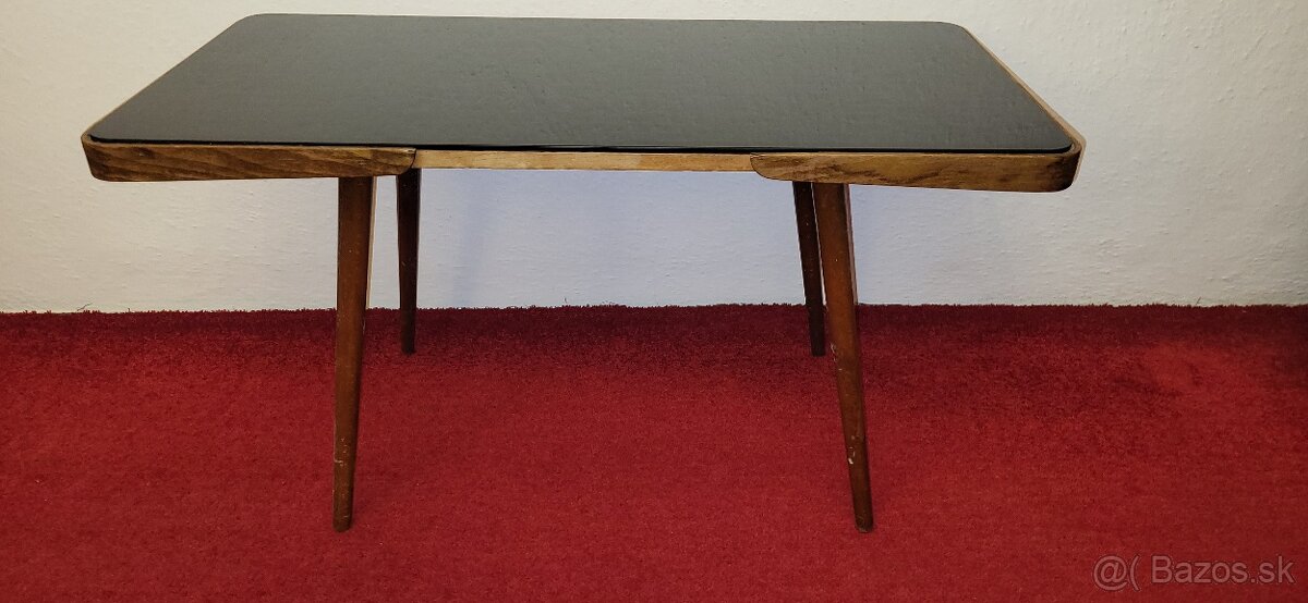 Stolík s opaxitovým sklom - Jiří Jiroutek