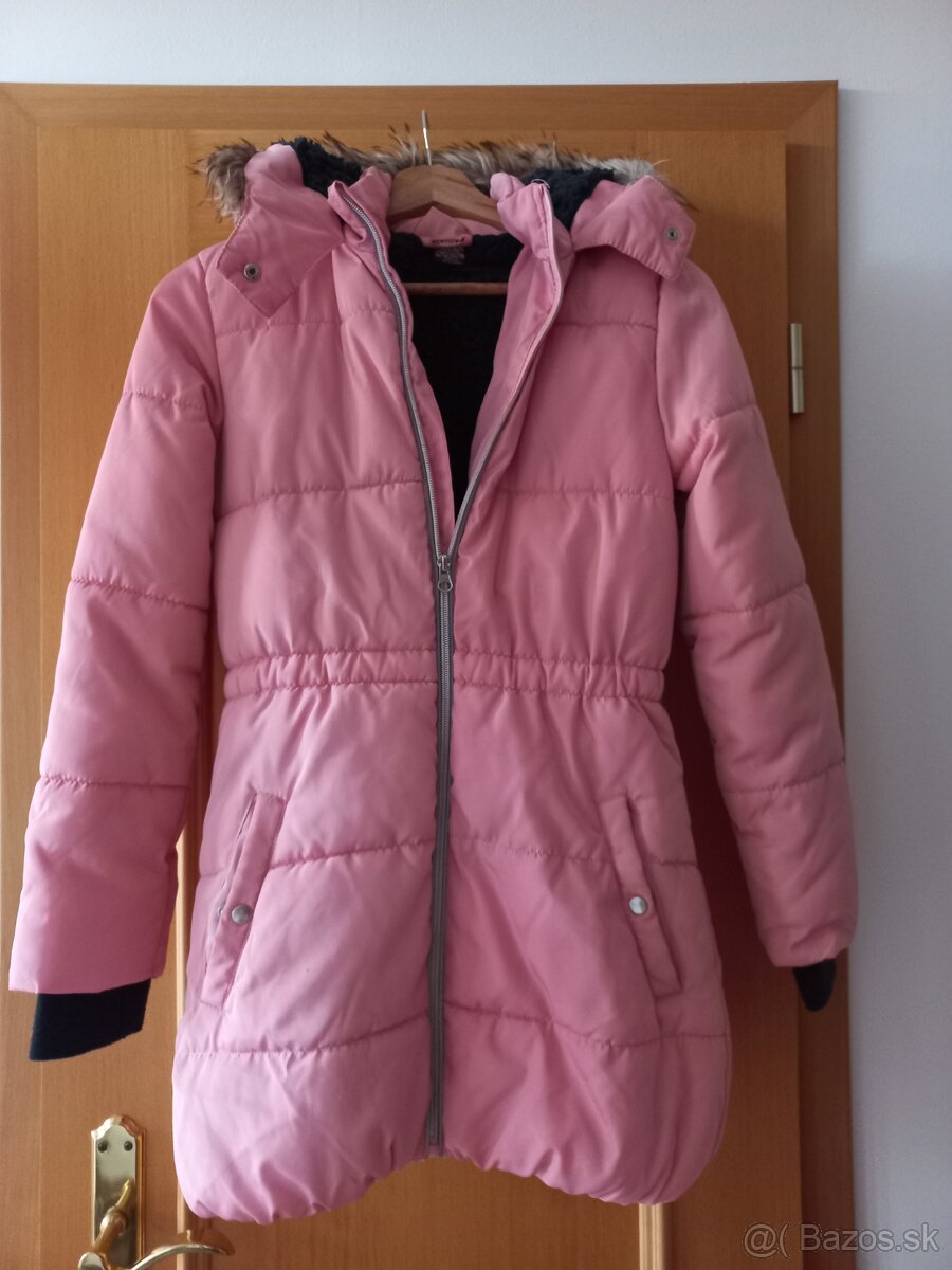 Ružová dievčenská zimná bunda
